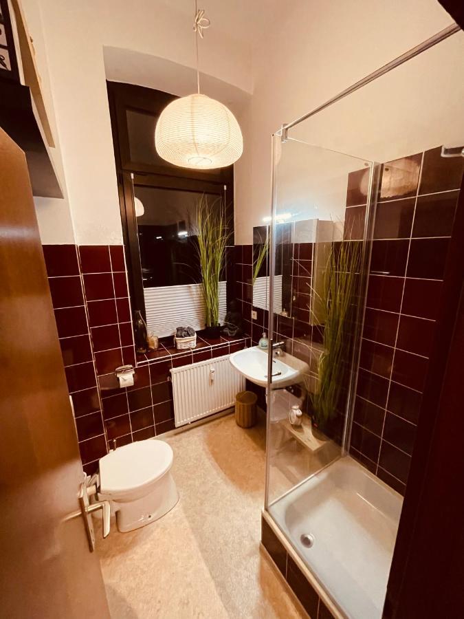 Retro Appartement Im Herzen Von Koeln Deutz Exterior foto