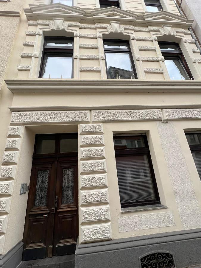 Retro Appartement Im Herzen Von Koeln Deutz Exterior foto